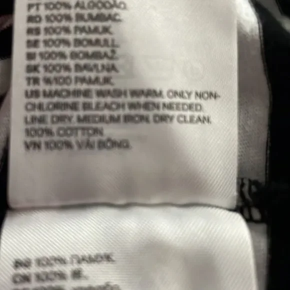 Divided H&M. Black & white cropped cotton shirt with mustard collar and sleeves. - Picture 6 of 6